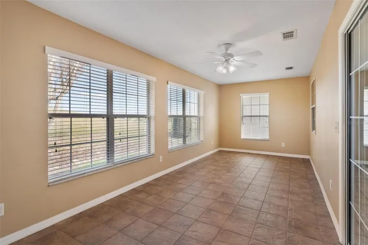 Bonus Room-perfect for office/den, hobby room, reading nook, etc.