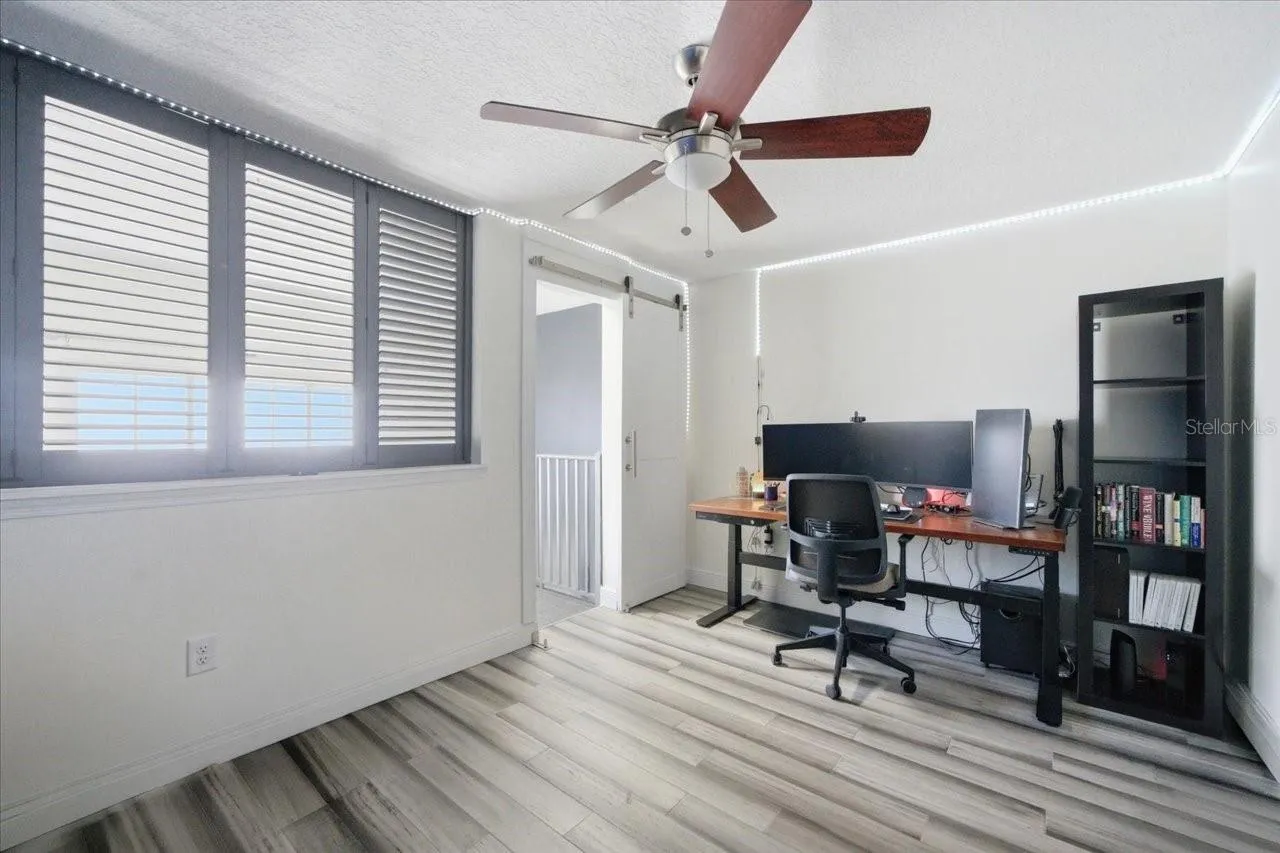 Bedroom 2/loft