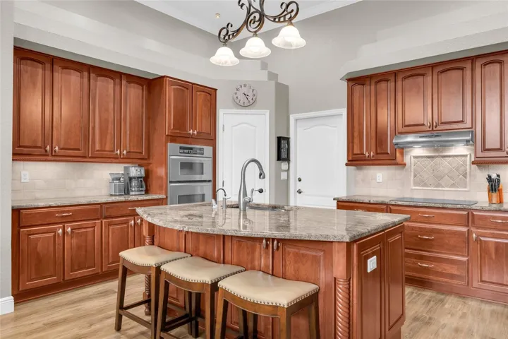 Breakfast bar