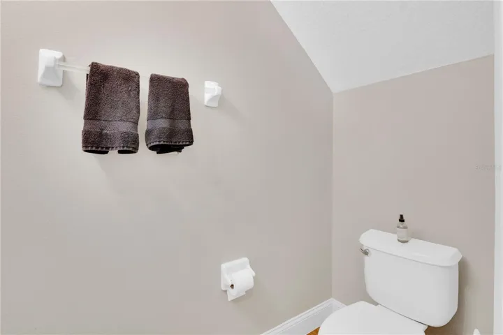 Downstairs 1/2 Bath