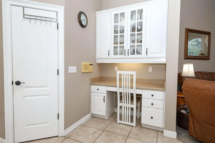 Computer/Desk Nook