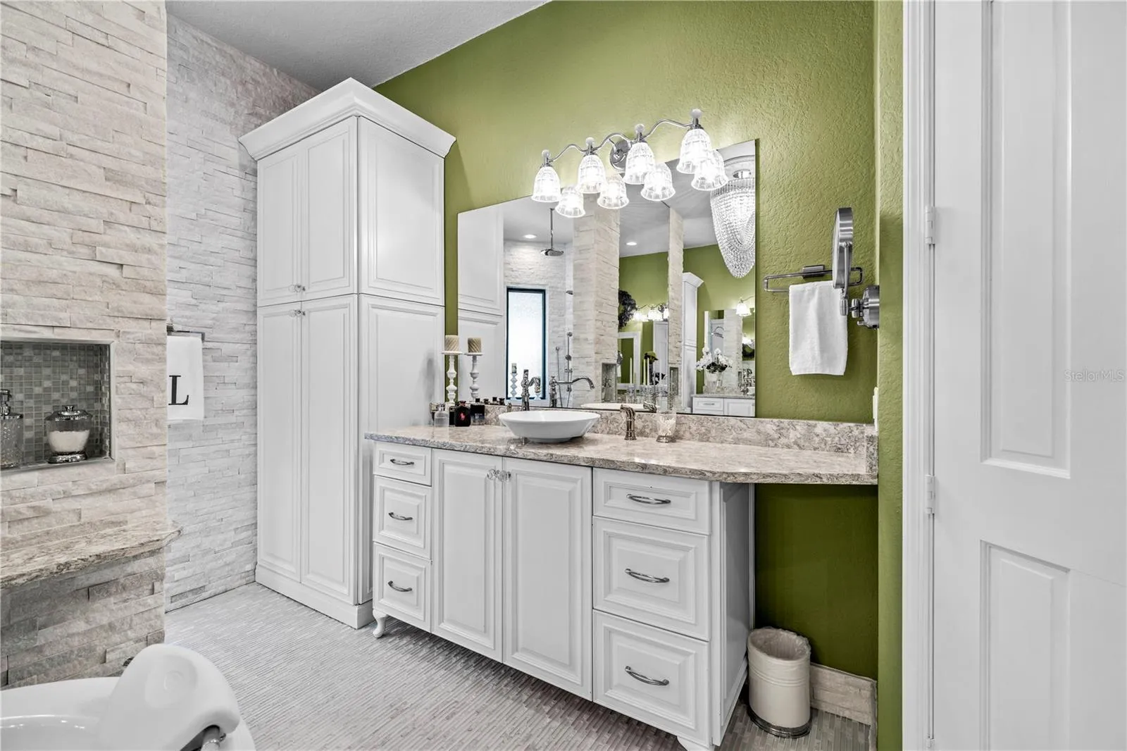 Owner's Suite Bath