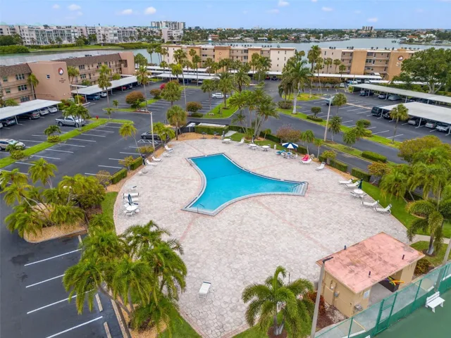 Community pool