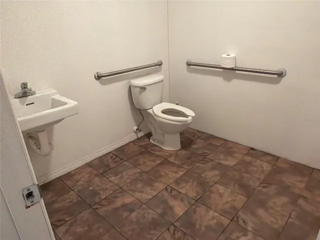 1170