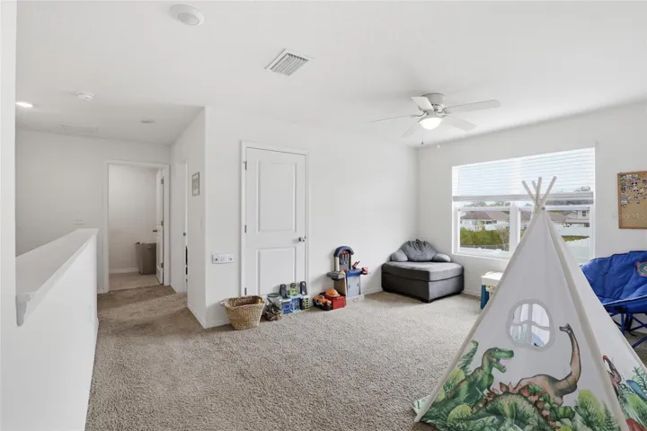 Bonus Flex Room with Closet