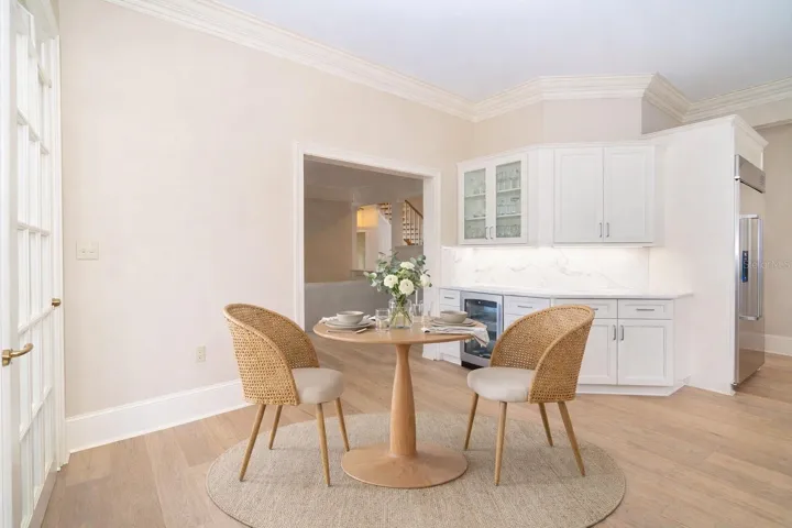 Breakfast nook