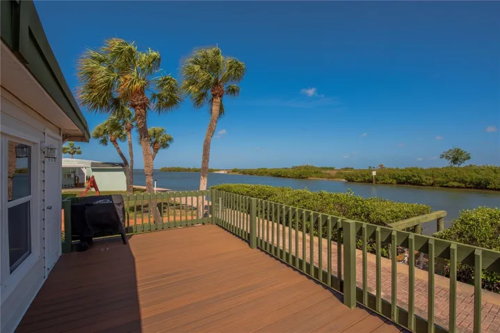 Trek deck with view to Tampa bay.