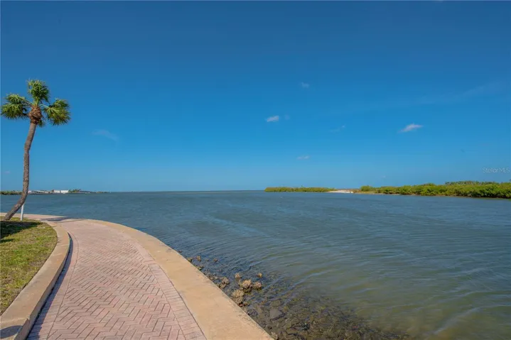 View into Tampa Bay.