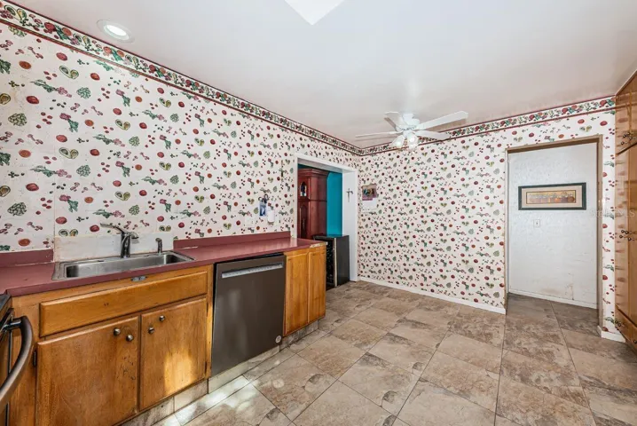 Make your dream kitchen right here!