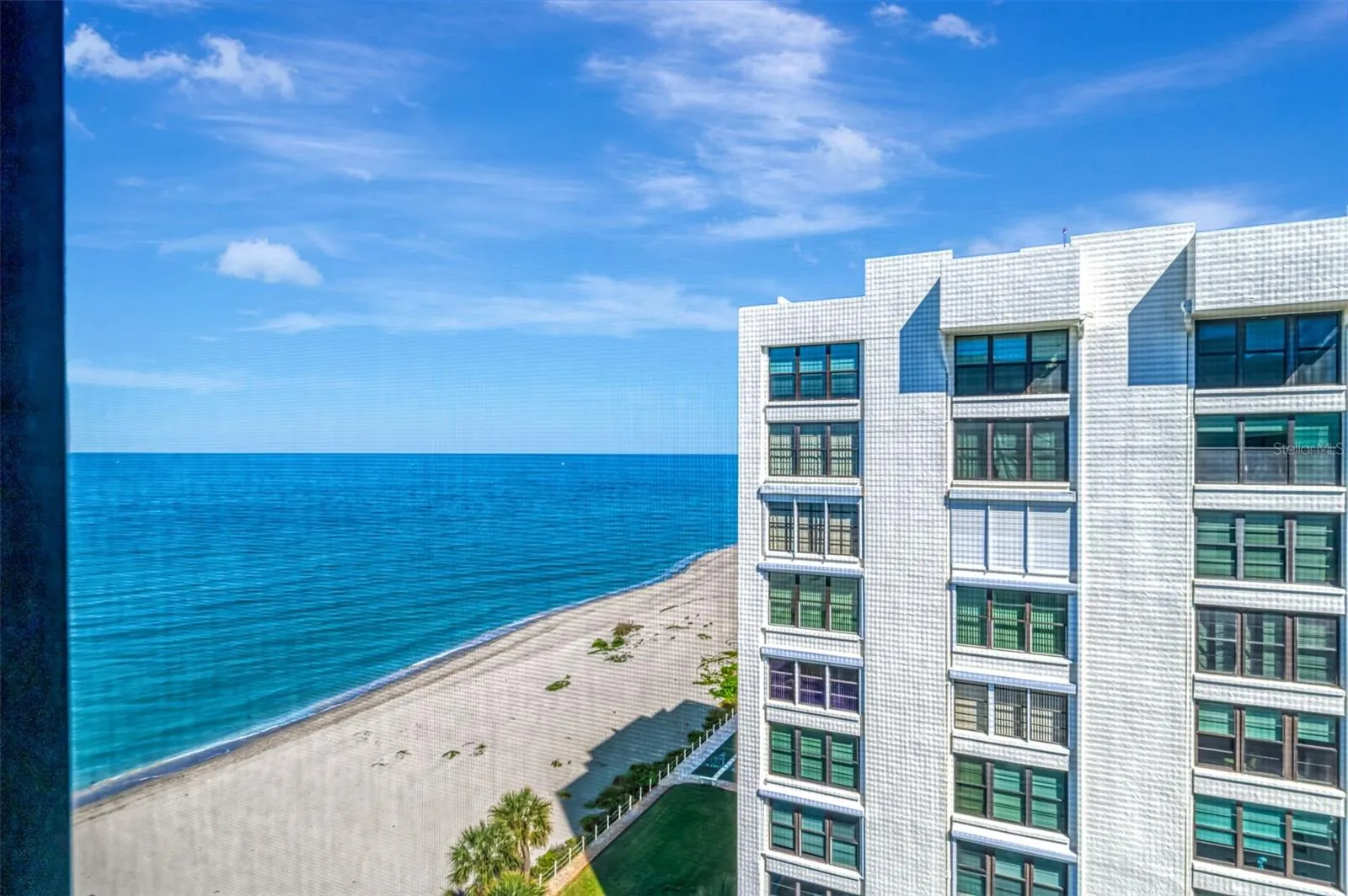 2nd Lanai - Waterfront