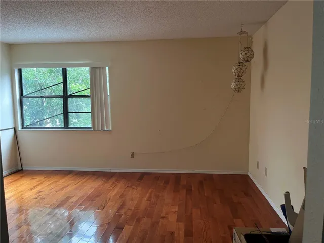 Bedrooom 2