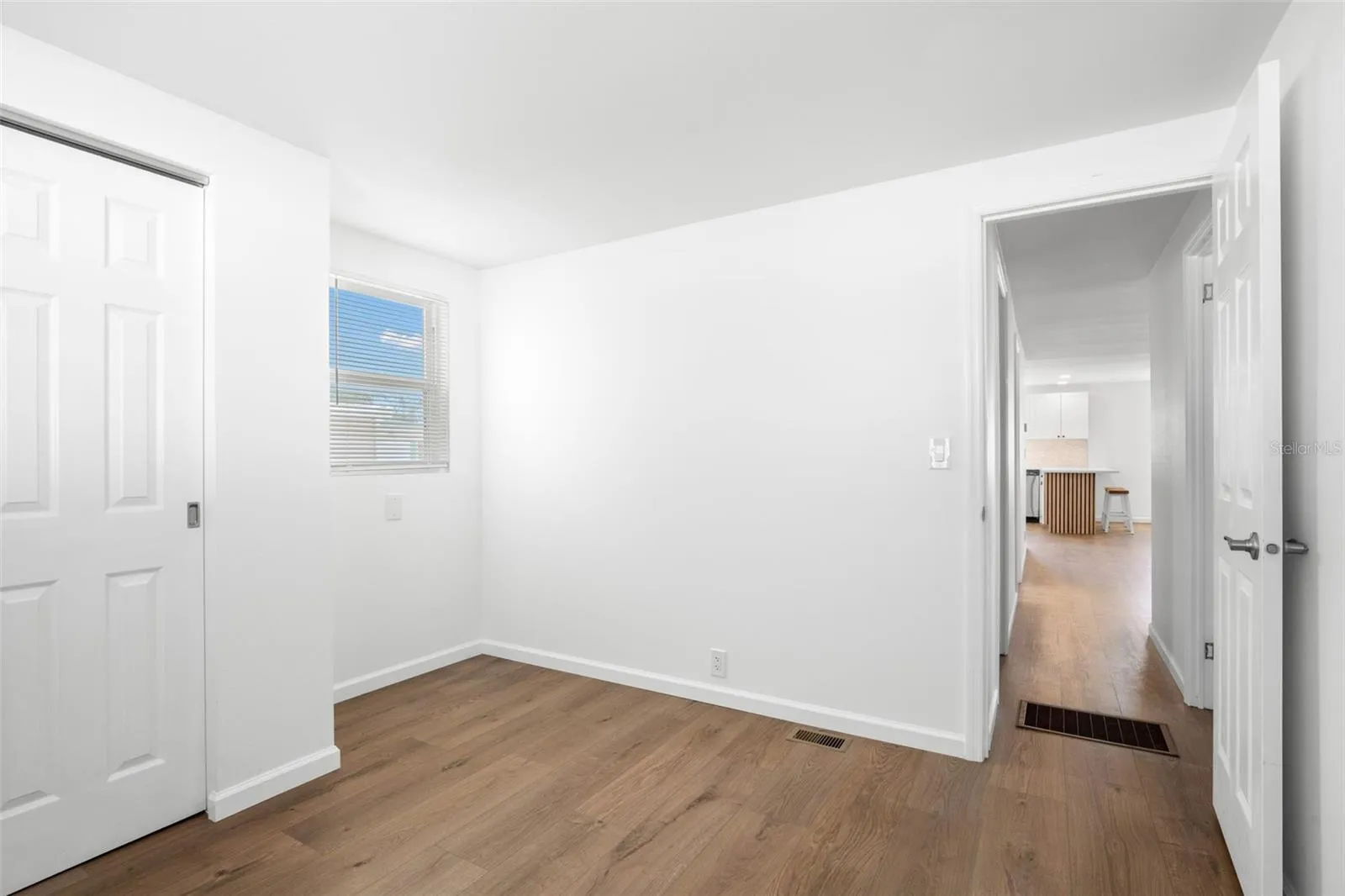 Guest bedroom