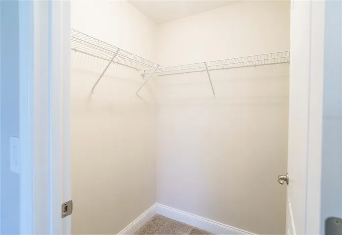 Guest bedroom 2 walk in closet