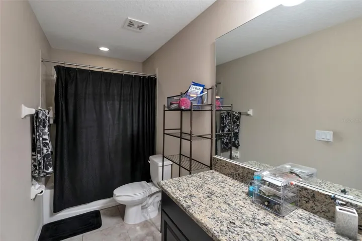 Ensuite bathroom to bedroom 4 (second floor)
