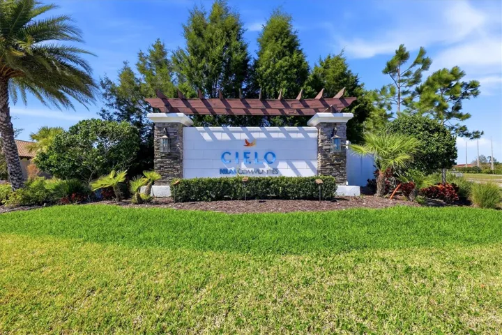 quiet community in the heart of Nokomis