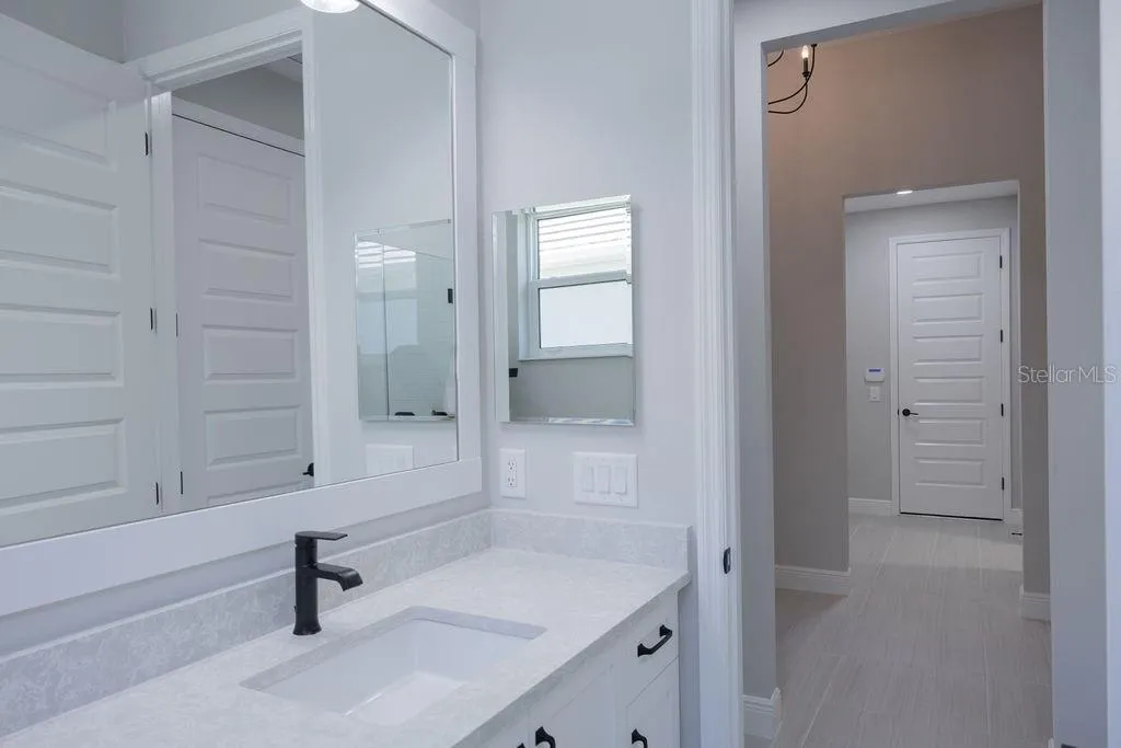 2nd Bathroom