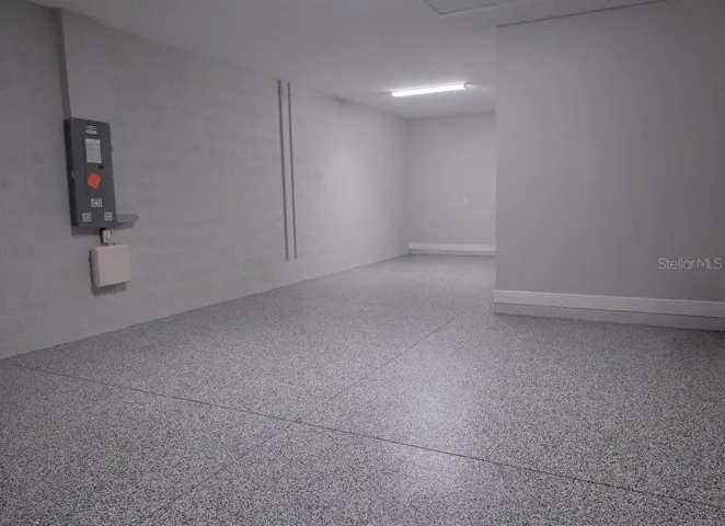 3 Car Garage