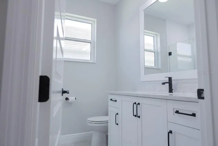 2nd Bathroom