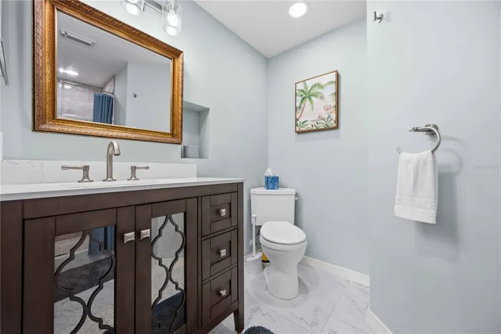 En-suite bath