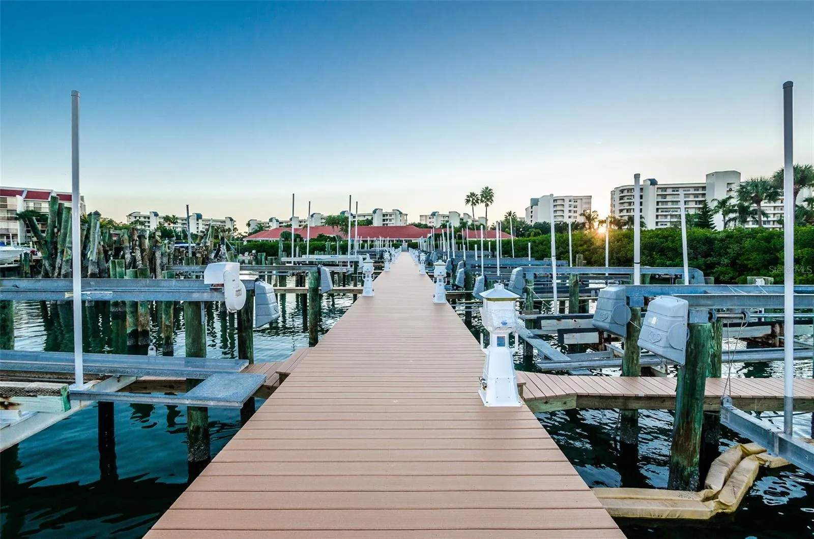 Marina Perfect for Boating Enthusiasts!