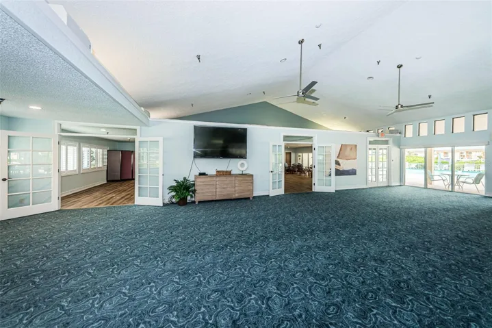 Clubhouse Meeting Room