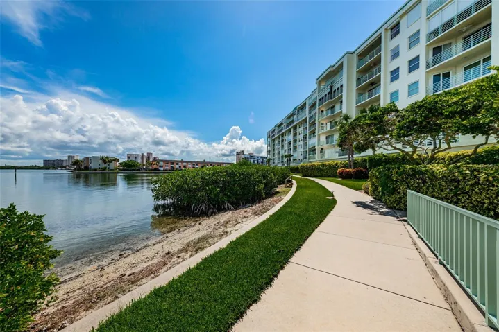 1.5 Mile Walking Trail