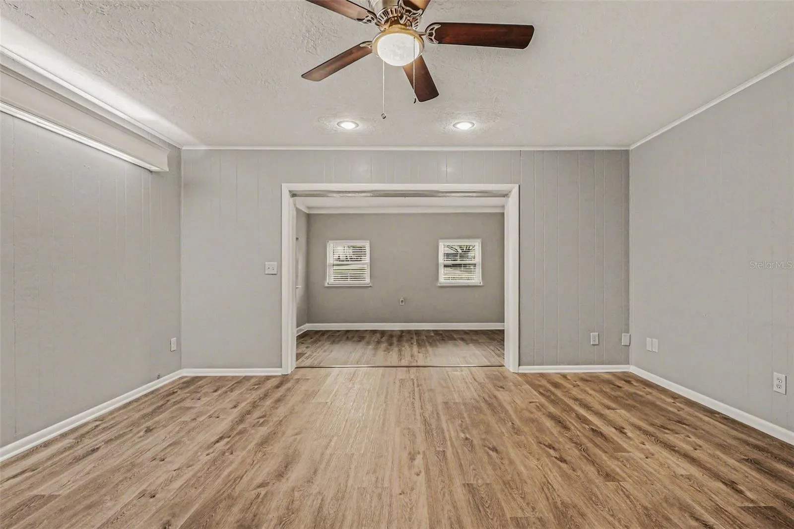 4643 Valley View Dr W, Lakeland, Florida 33813 — photo 4