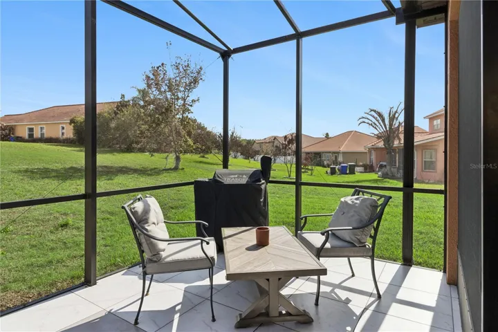 Lots of room for Entertaining!