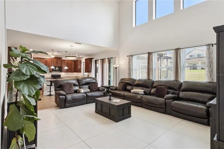 High Ceiling!