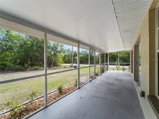Expansive Screened Lanai