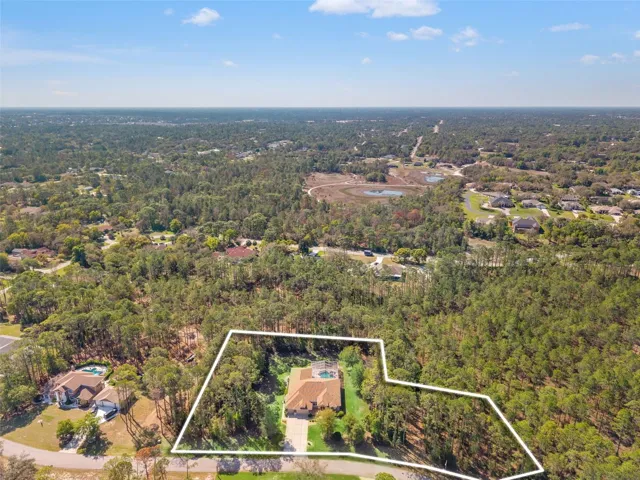 2.9 PRIVATE ACRES