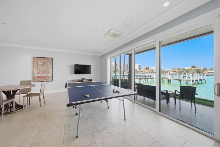 Designed to maximize both light and lifestyle, these expansive sliders flood the space with natural sunlight while seamlessly blending indoor and outdoor living.