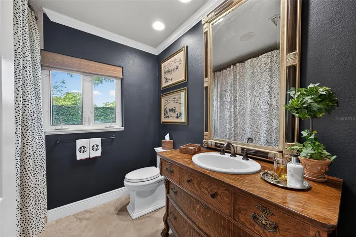 3rd full bathroom with tub/shower