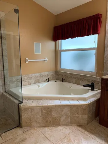 Primary En Suite