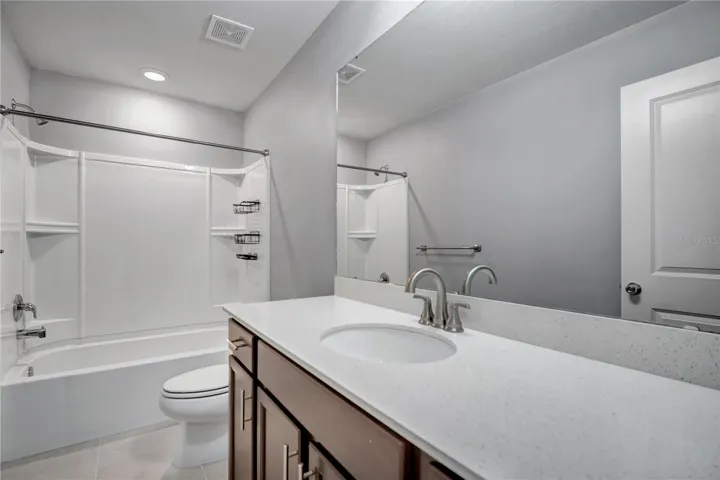Upstairs Full Bath