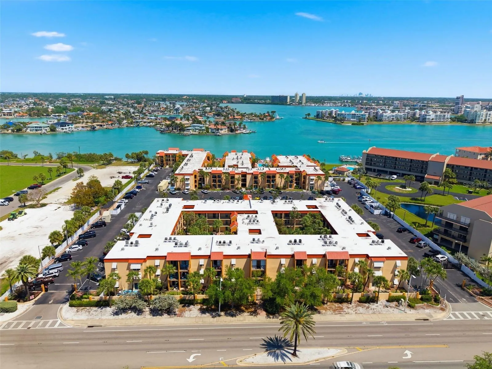 Boca Shores Facing Blind Pass