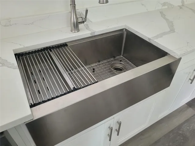 Kitchen sink