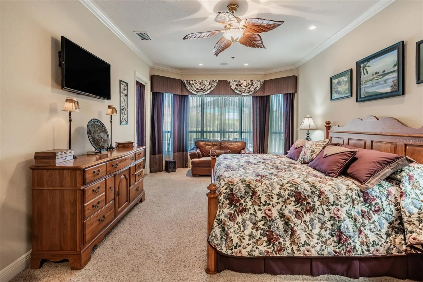 Primary suite