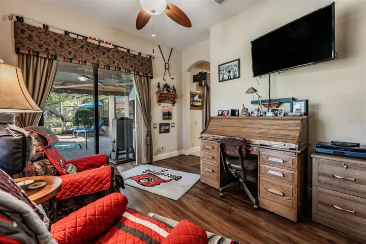 Could be another bedroom
