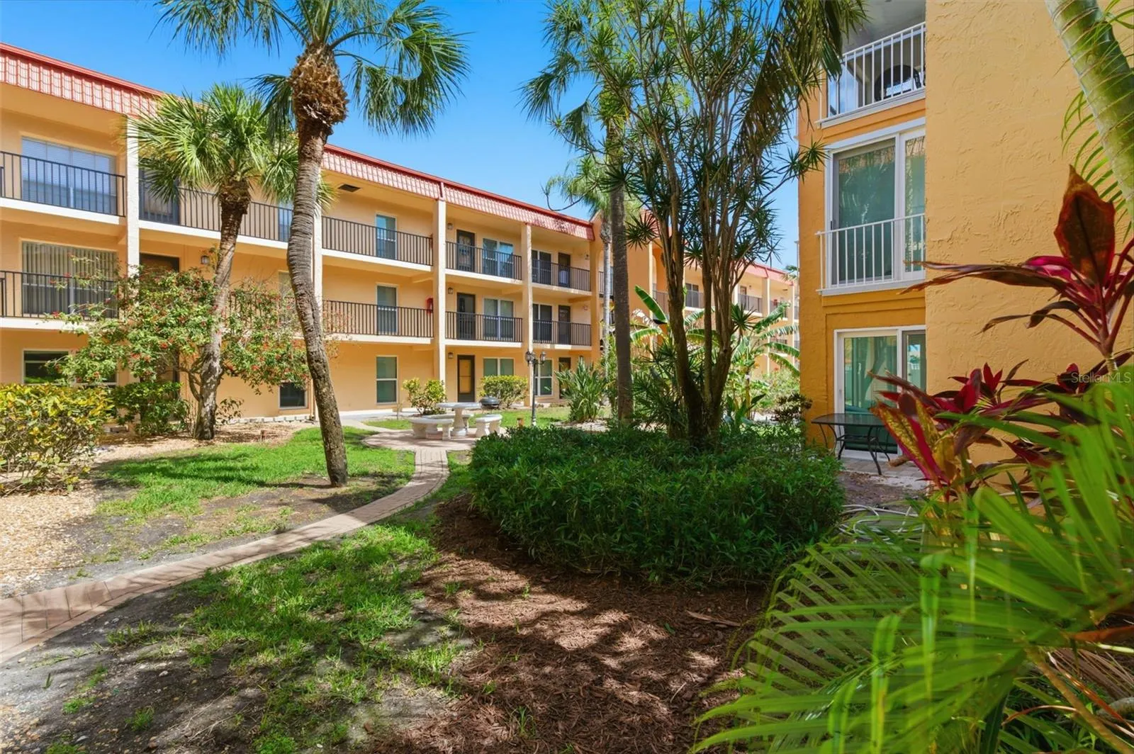 Courtyard for 8901 Building