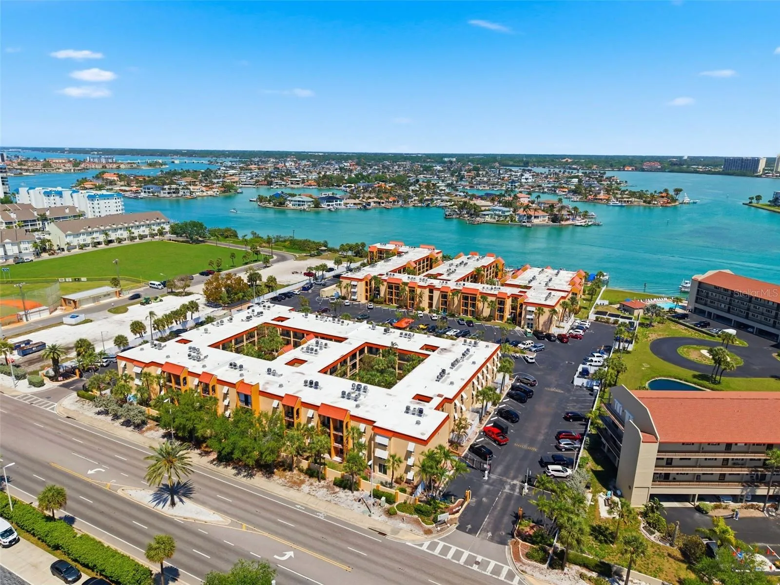 Welcome to Boca Shores