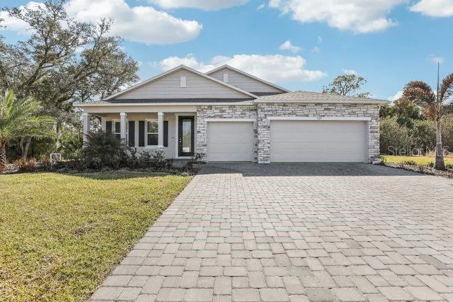 Model home - actual features may vary.