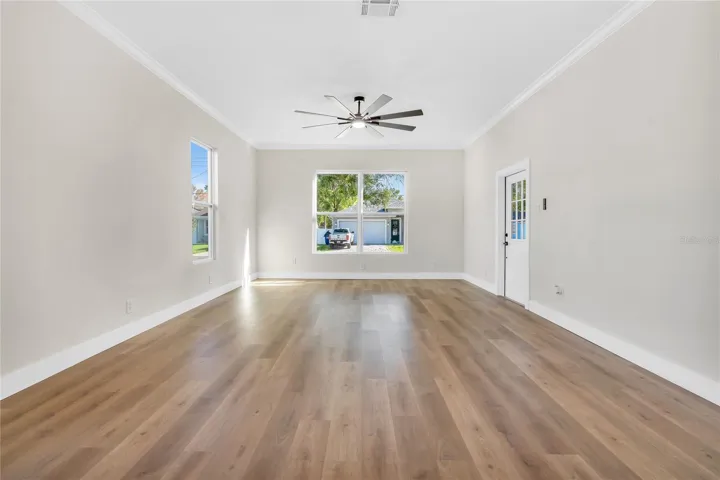 living room/ dining room