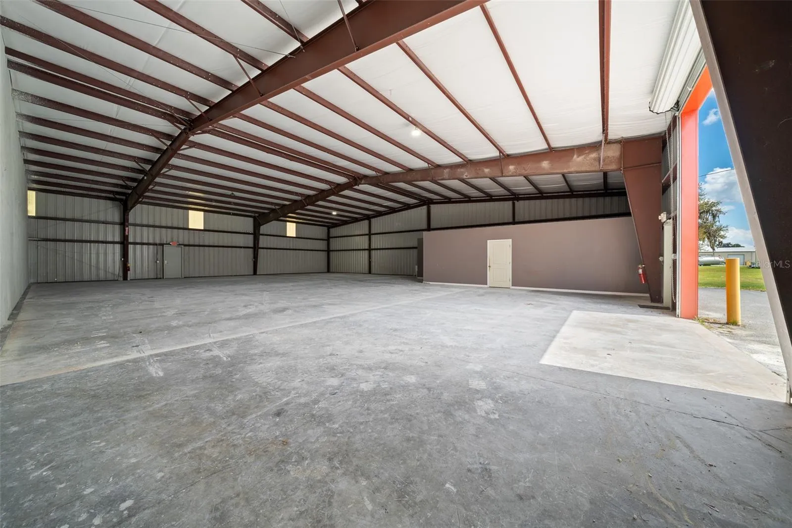 Back Warehouse