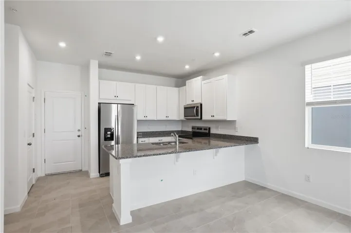 Meridian Parks Lot 6015 Kitchen