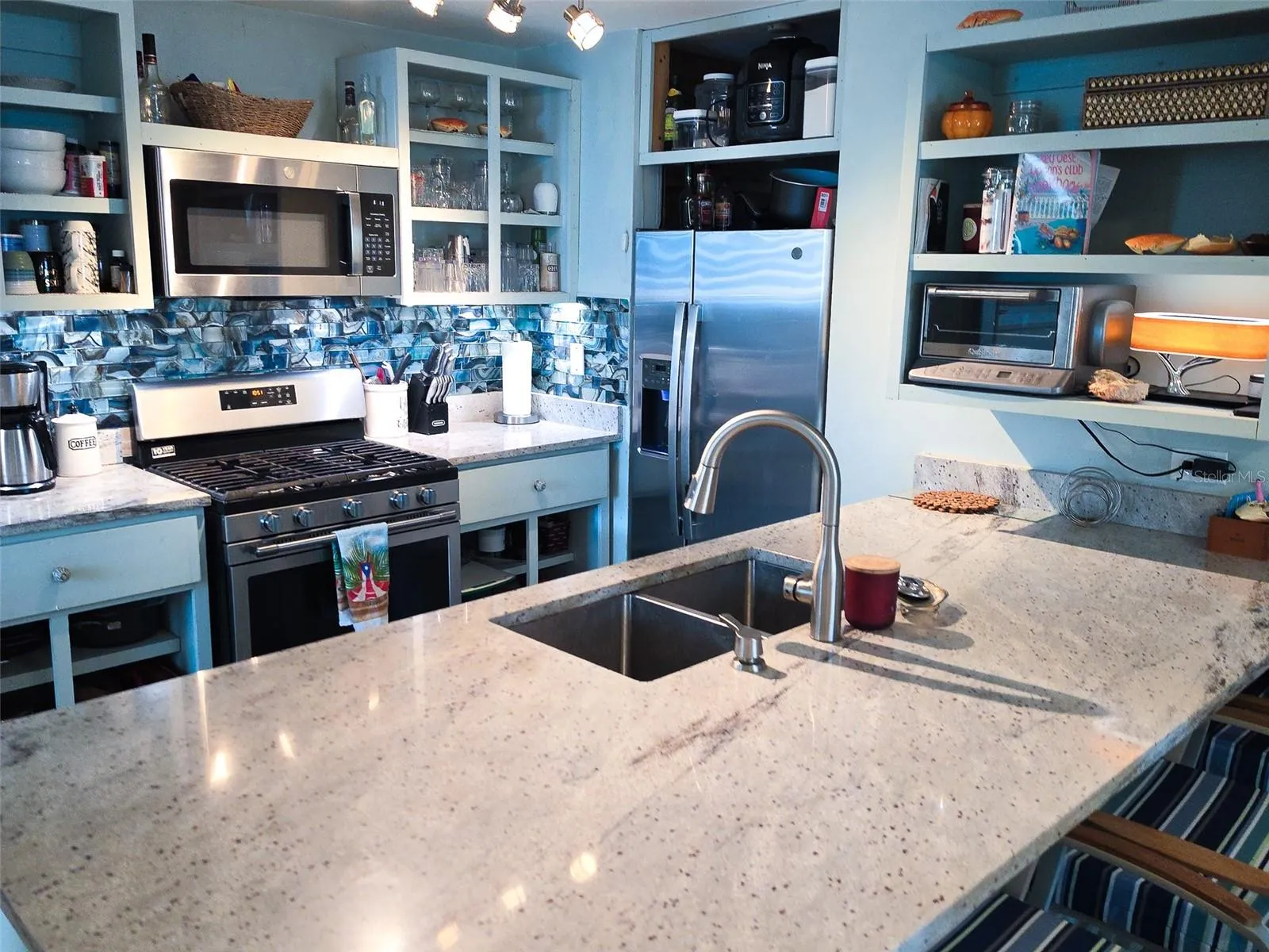Elegant counter tops