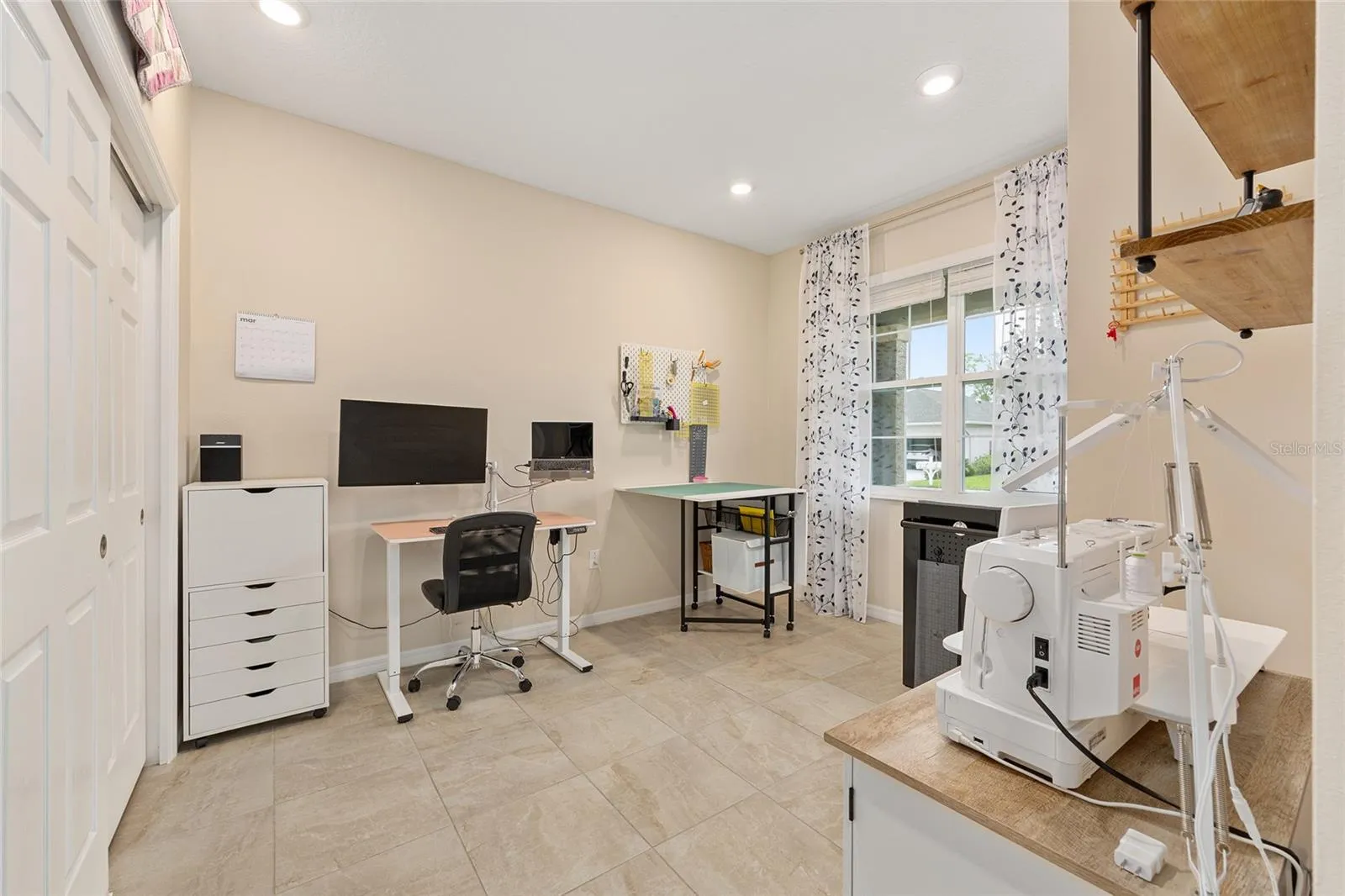 Bonus room/4th bedroom