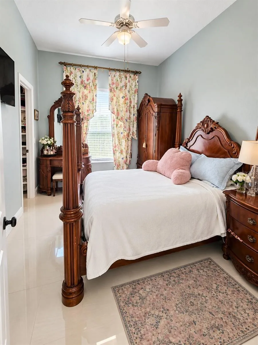 2 Room