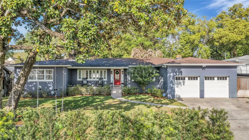 Delaney Park POOL home with 4 bedrooms PLUS office!