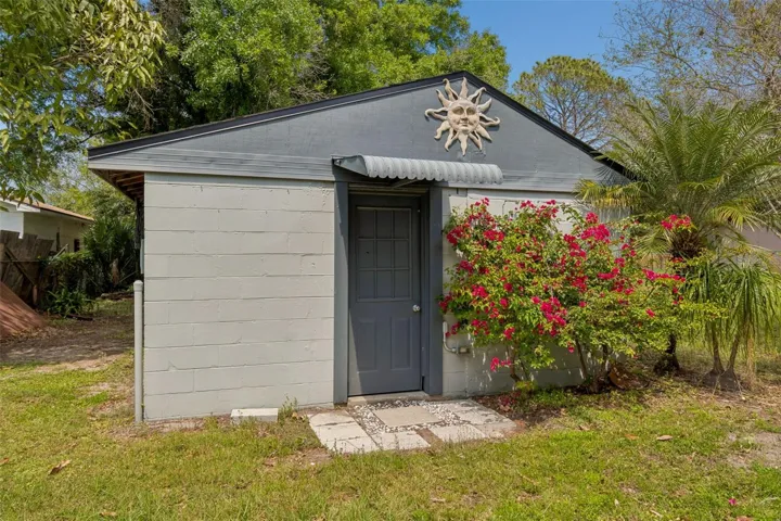 Block outdoor building